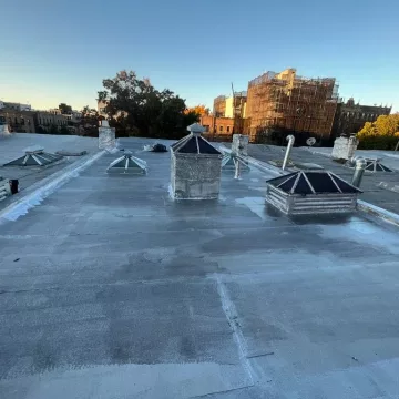 side view of the under-construction roof